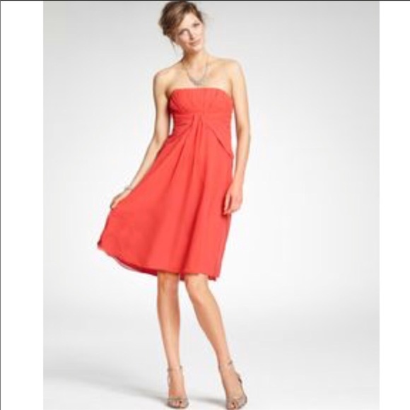 Ann Taylor Dresses & Skirts - NWT Ann Taylor 100% Silk Georgette Strapless Dress